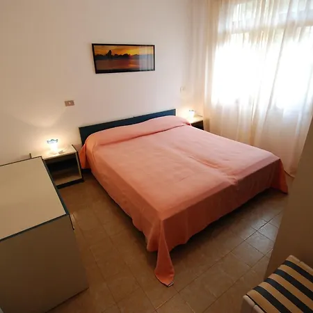 아파트 Locazione Turistica Condominio Bussola 리그나노 사비아도로